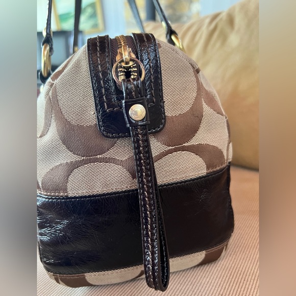 COACH 08 #12430 Signature Stripe Small Duffel/Satchel! Tan/Brass! - Picture 4 of 16